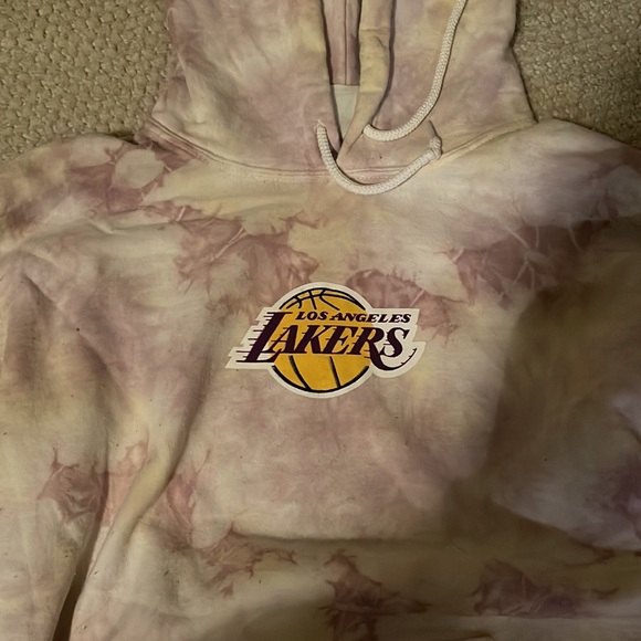 Urban outfitters tie dye lakers sweatshirt - Picture 2 of 2